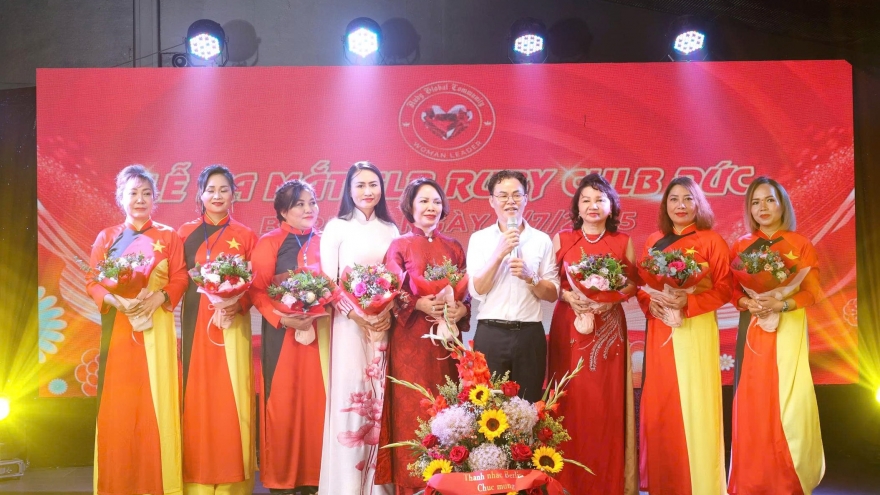 Ra mắt CLB nữ lãnh đạo Ruby- CHLB Đức